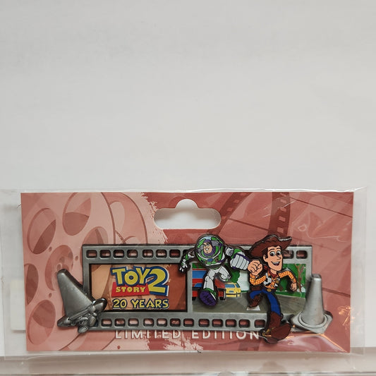 7832826