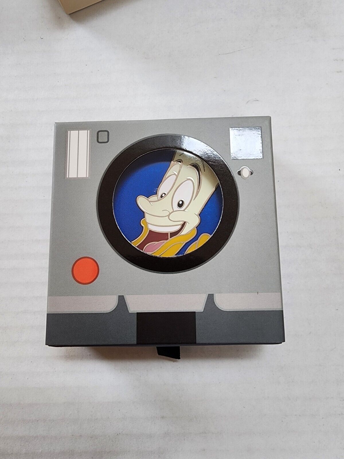 5526836