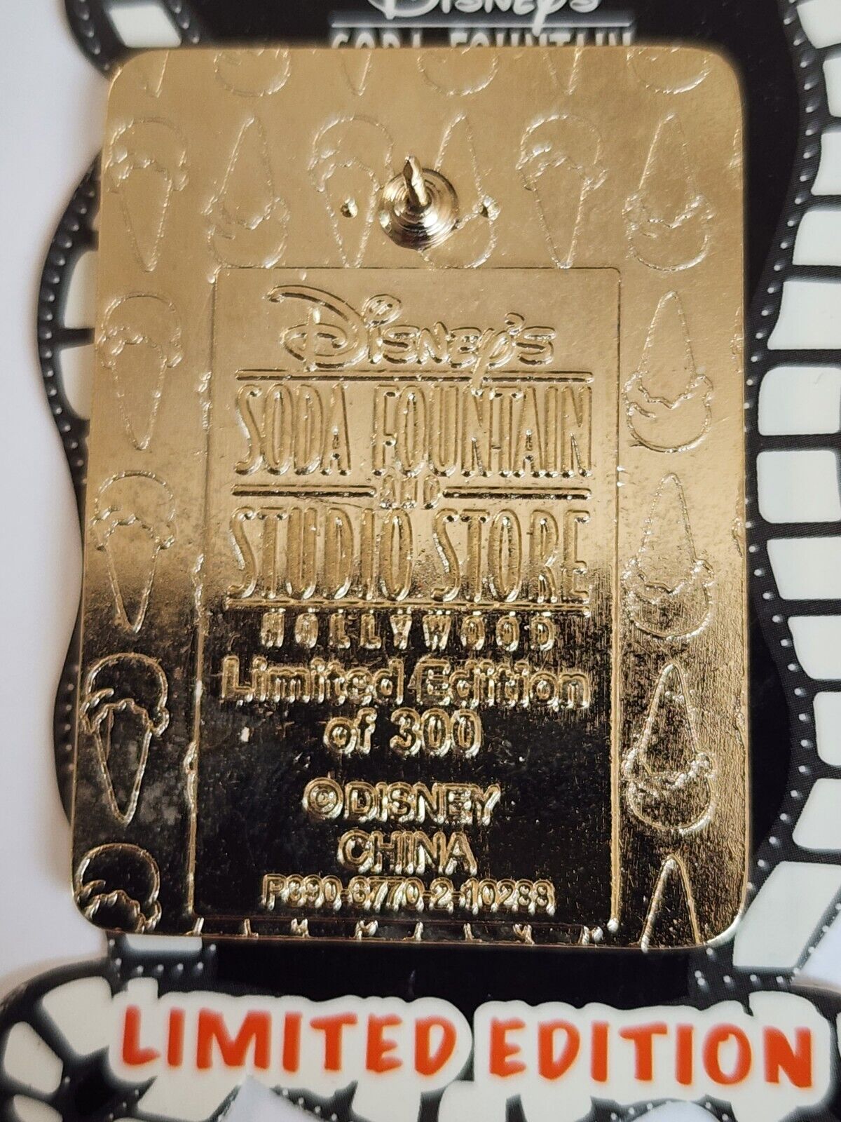 5526916
