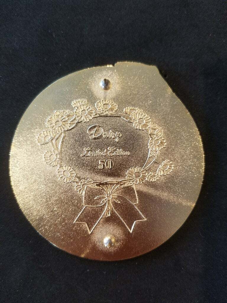 5528827