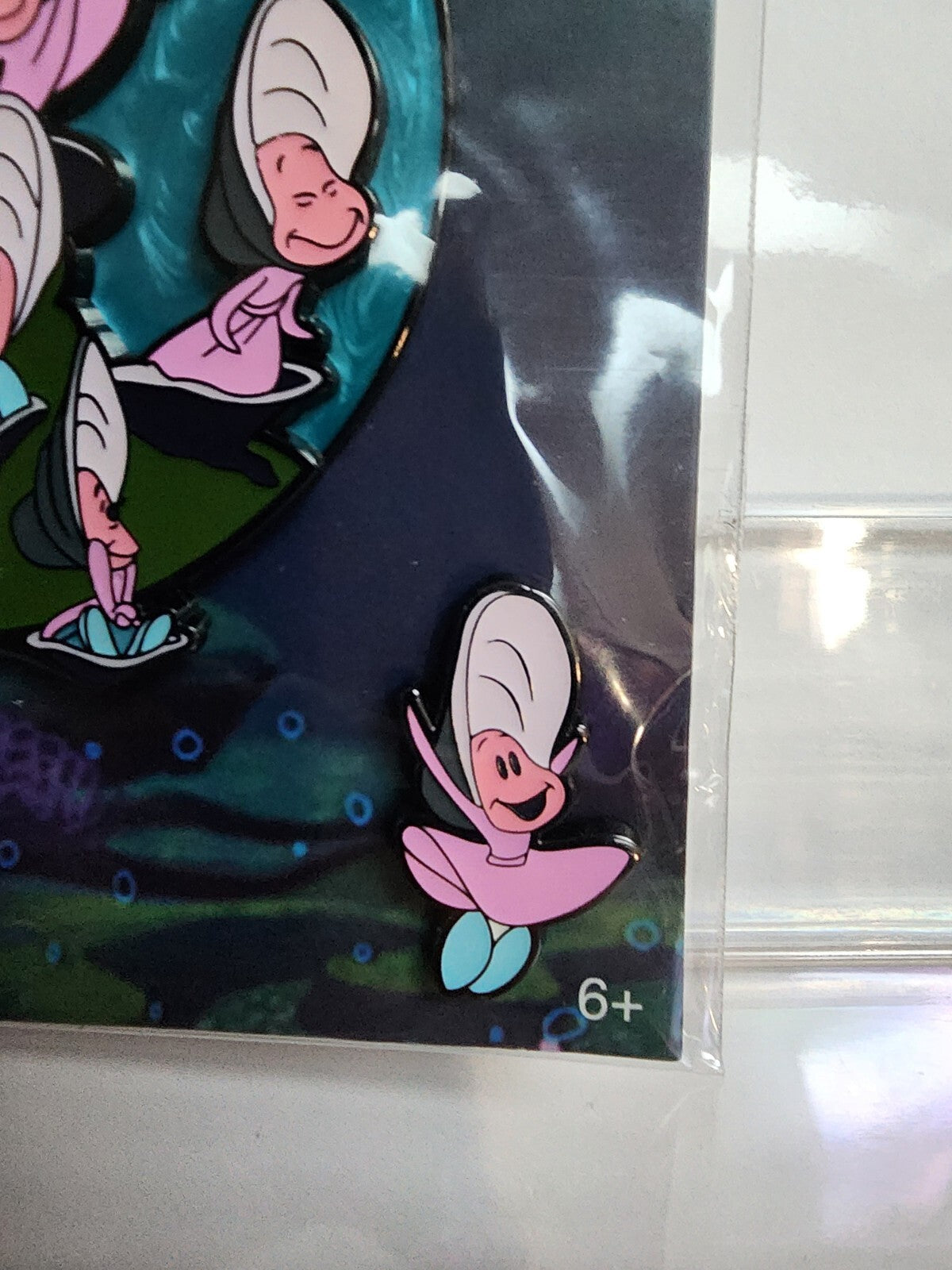 8422986