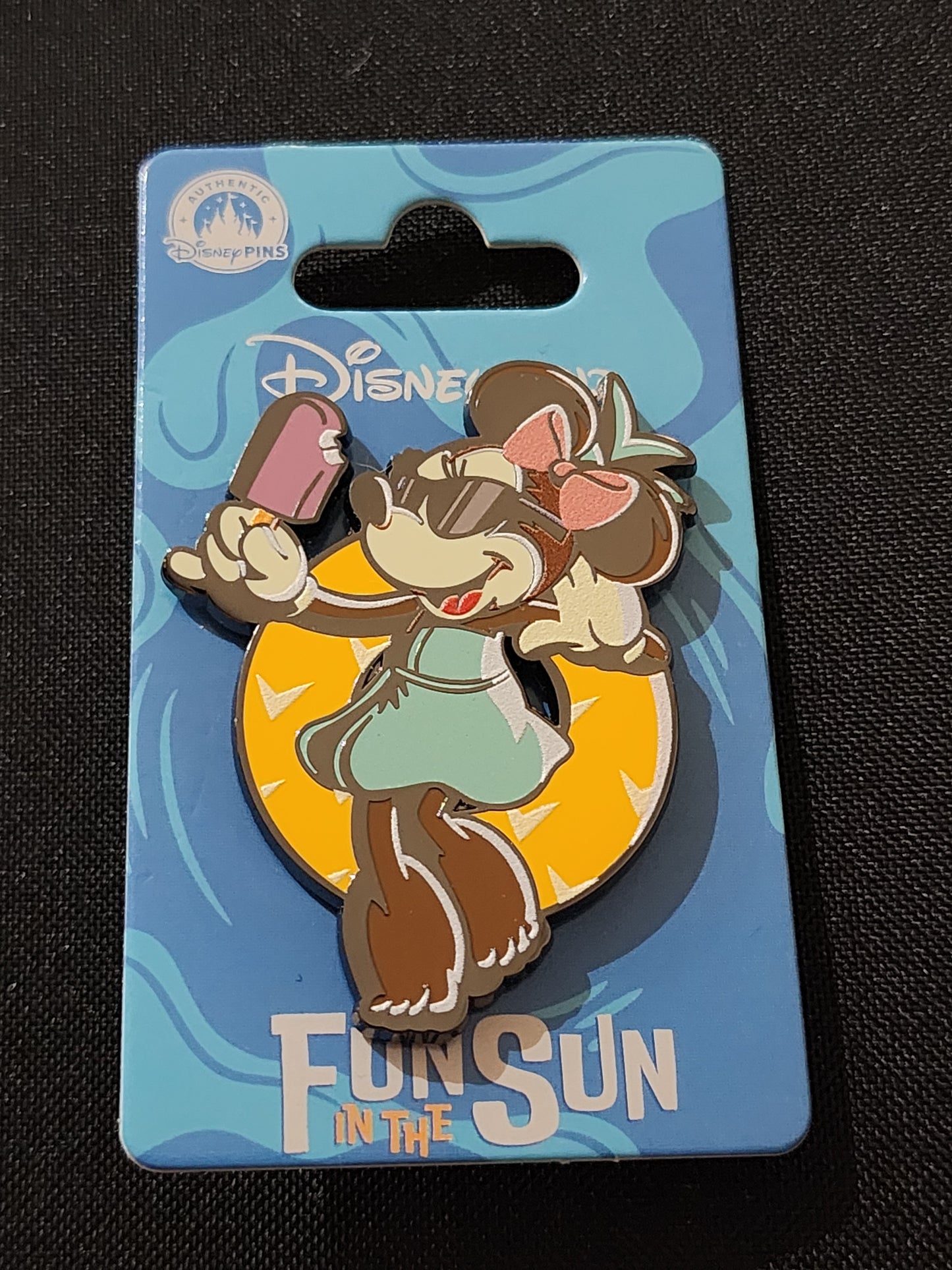 Paris pins ( pick your pins)